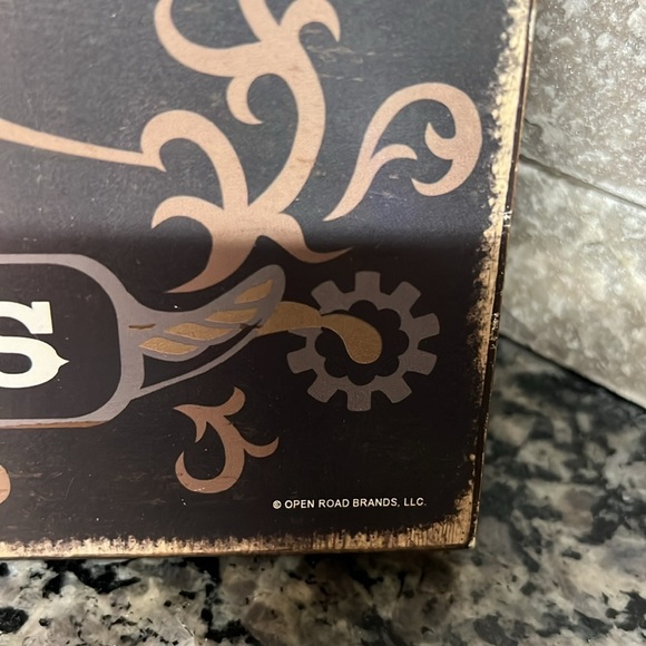 Open Roads Pretty in Pink Wicked in Spurs plaque - Picture 3 of 4